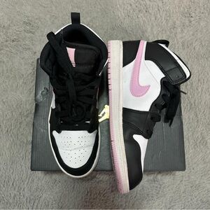 Pink Air Jordan 1